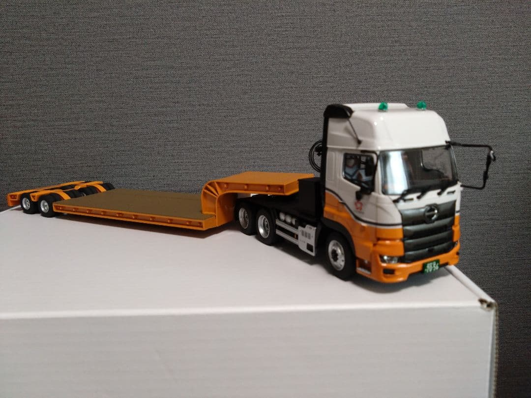 ケンクラフト 日野 プロフィア トラクター & 16輪中低床トレーラーセット