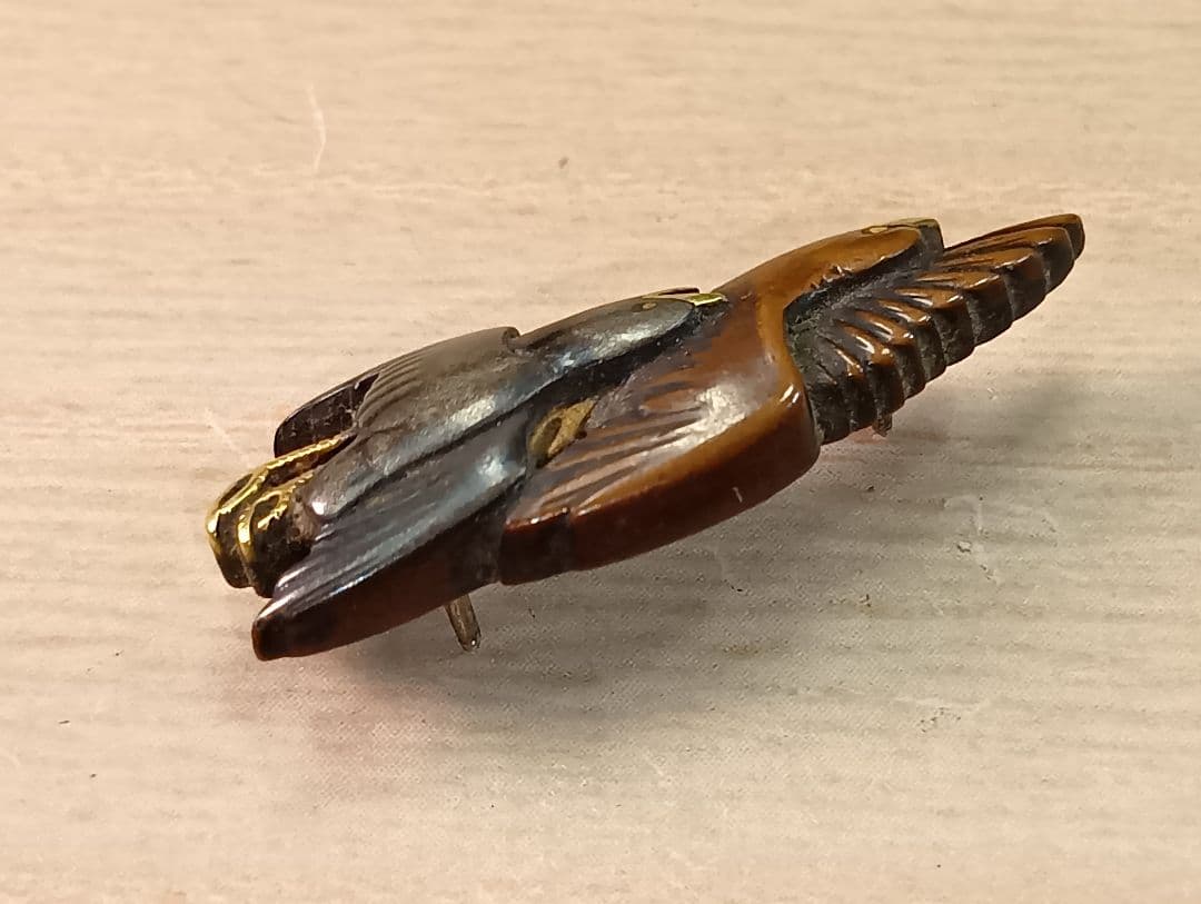 煙草入れ／超絶技巧前金具／在銘あり　一斎