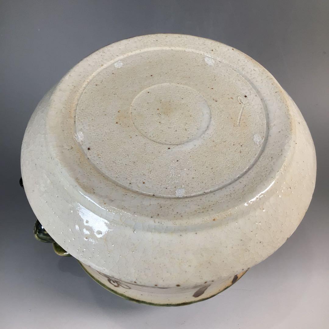 Ｎ９３３　水指　『向井一峰造』『籬草花吊柿文』『織部水指』　共箱　茶道具