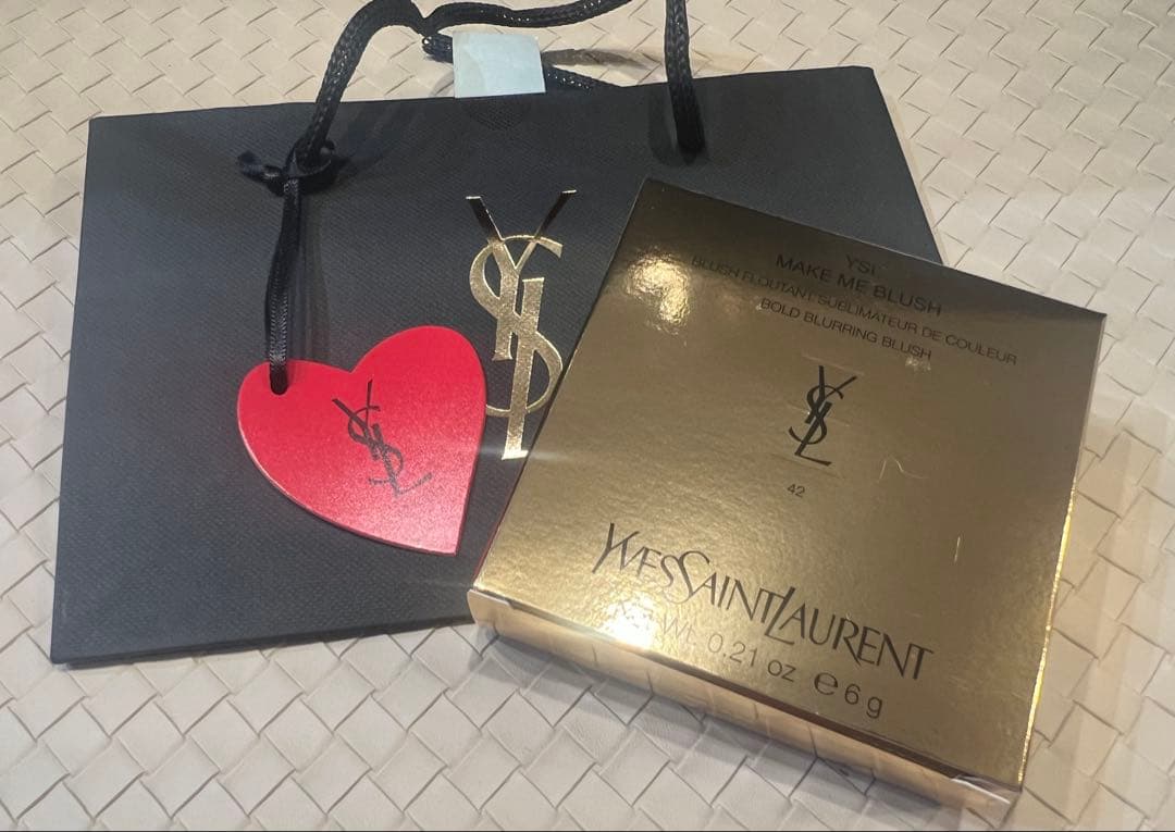 イヴサンローラン メイクミーブラッシュ パウダー 42