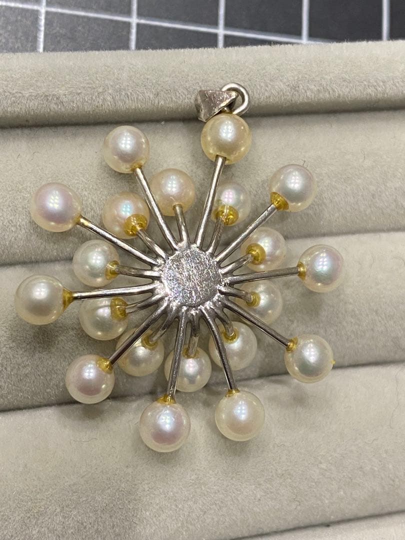 ベ*P様 セール！！K14WG 真珠の花形ペンダントとっぷ