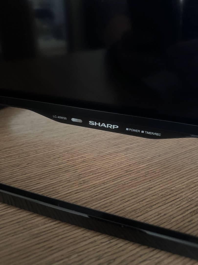 HIROTSHARP AQUOS 40インチ液晶テレビ　LC-40W35