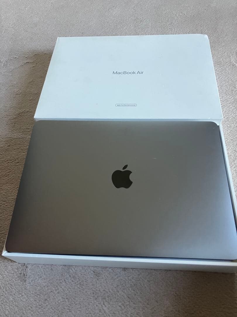 4*！様 MacBook Air A2337 スペースグレー 本体