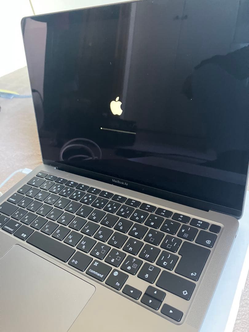 4*！様 MacBook Air A2337 スペースグレー 本体