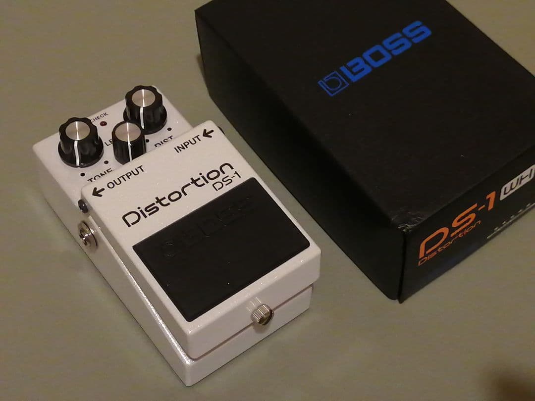 【新品】BOSS DS-1-WH ボス ディストーション 限定ホワイトカラー