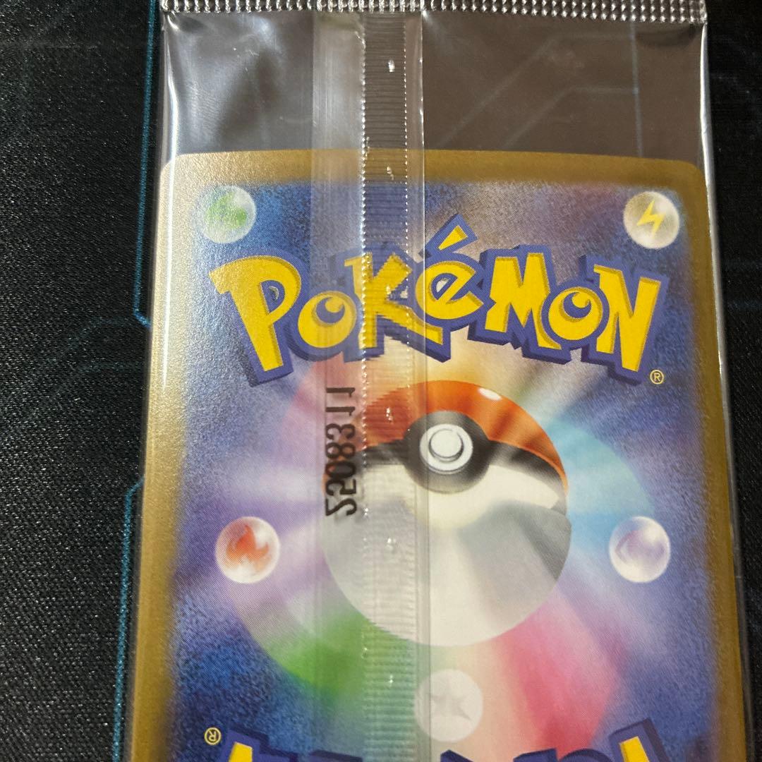 ビクティニ　bwr 争奪戦　未開封プロモ　センタリング良