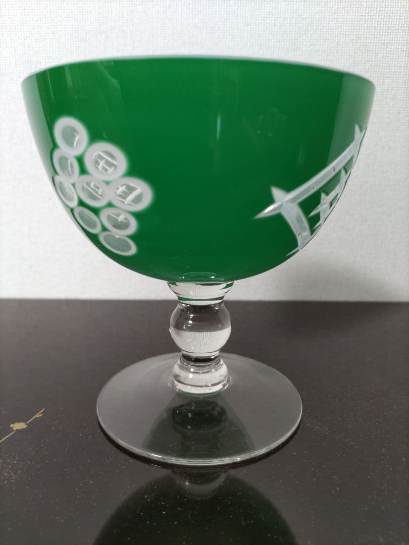 期間限定　お値引き中　 氷コップ　大正ロマン　乳白緑被せ切子