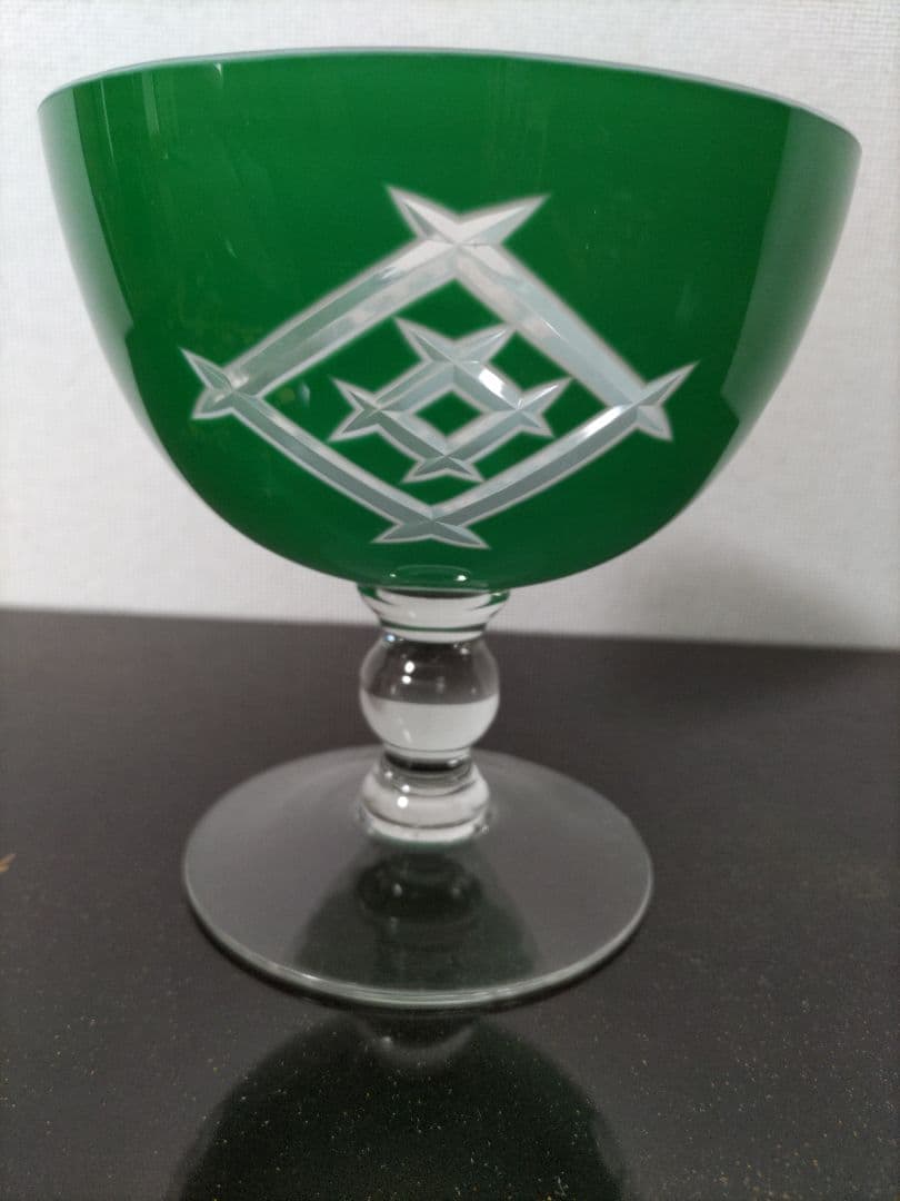 期間限定　お値引き中　 氷コップ　大正ロマン　乳白緑被せ切子