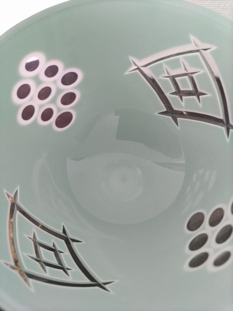 期間限定　お値引き中　 氷コップ　大正ロマン　乳白緑被せ切子