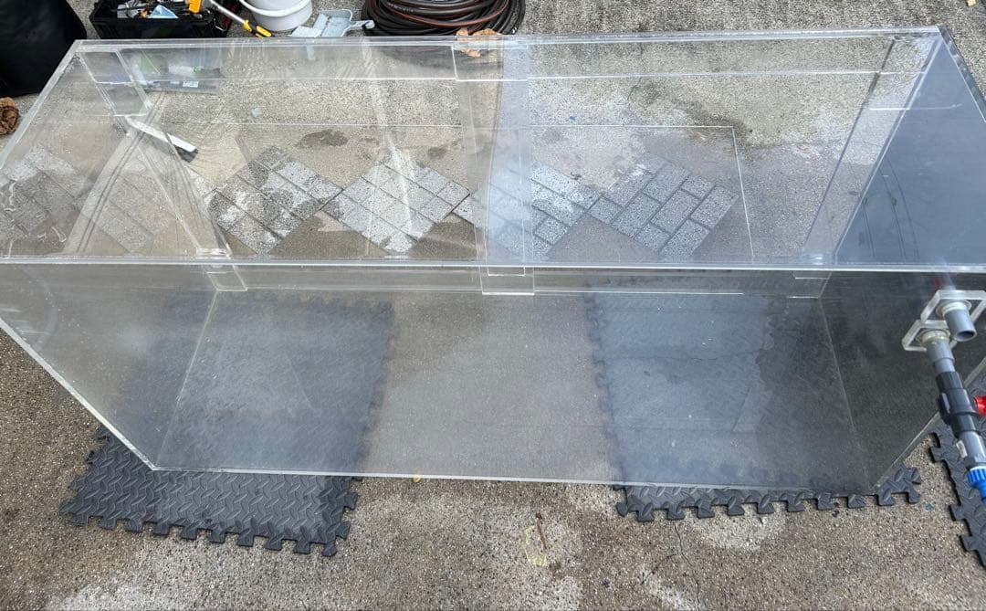 アクリル水槽 1500×750×500 厚み1センチ 引取り限定