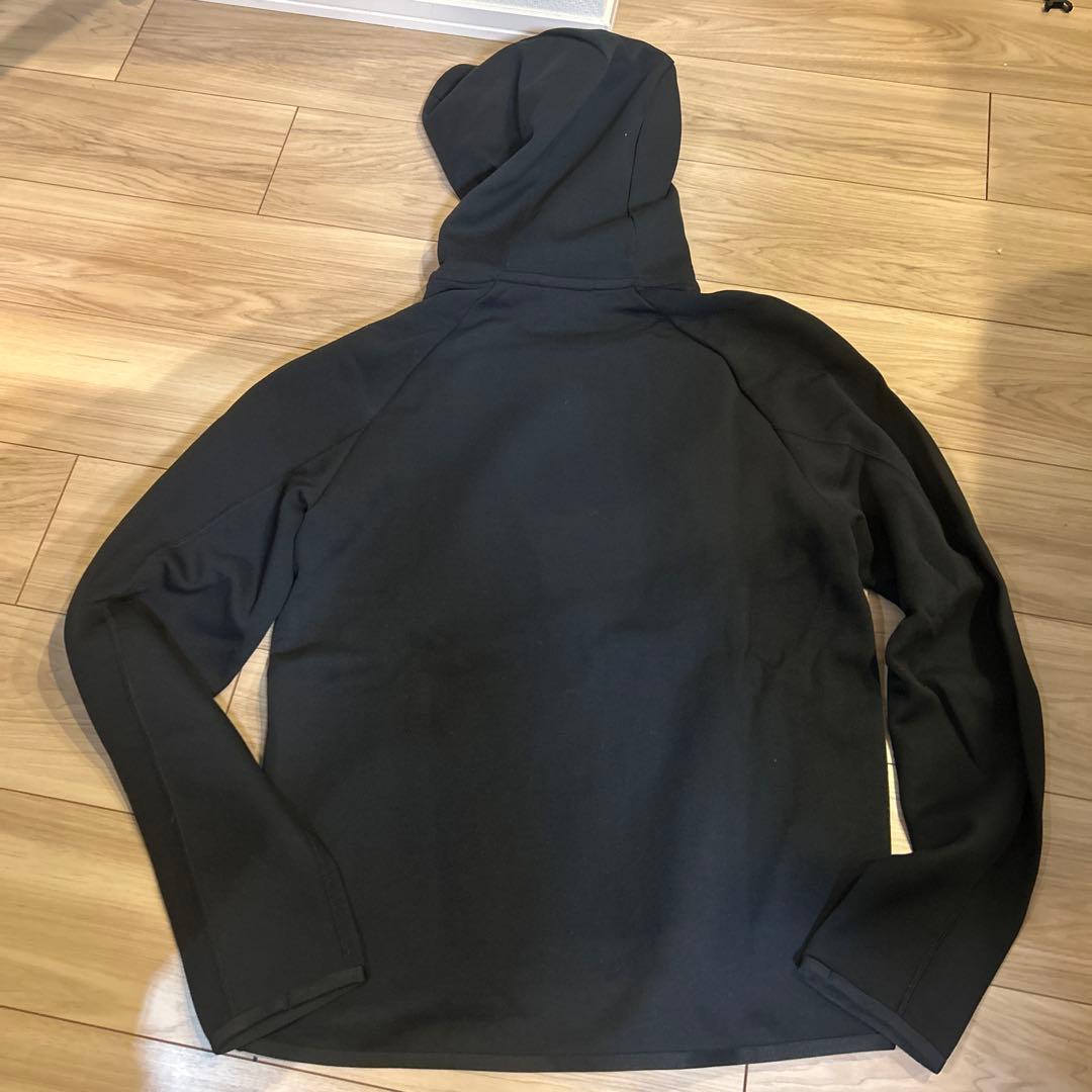 新品NIKE テックフリースパーカー S