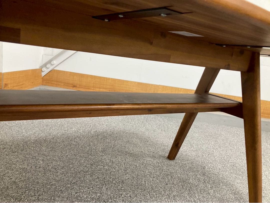 【展示品】ウニコ　SWELLA スウェラ　ダイニングテーブル　直接引取り対応