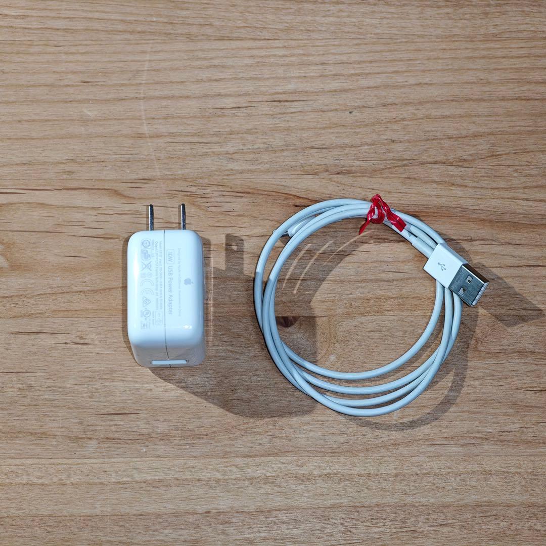 【限定割引】iPad 7世代 32GB logicoolキーボード付ケース付