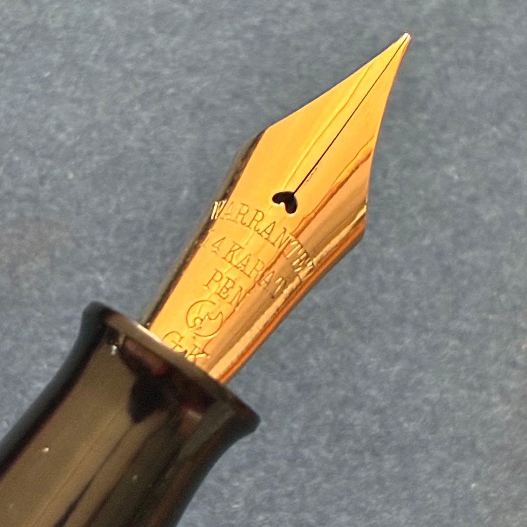 鎌倉彫　万年筆　兜木銀次郎　GKペン先　インキ止め式