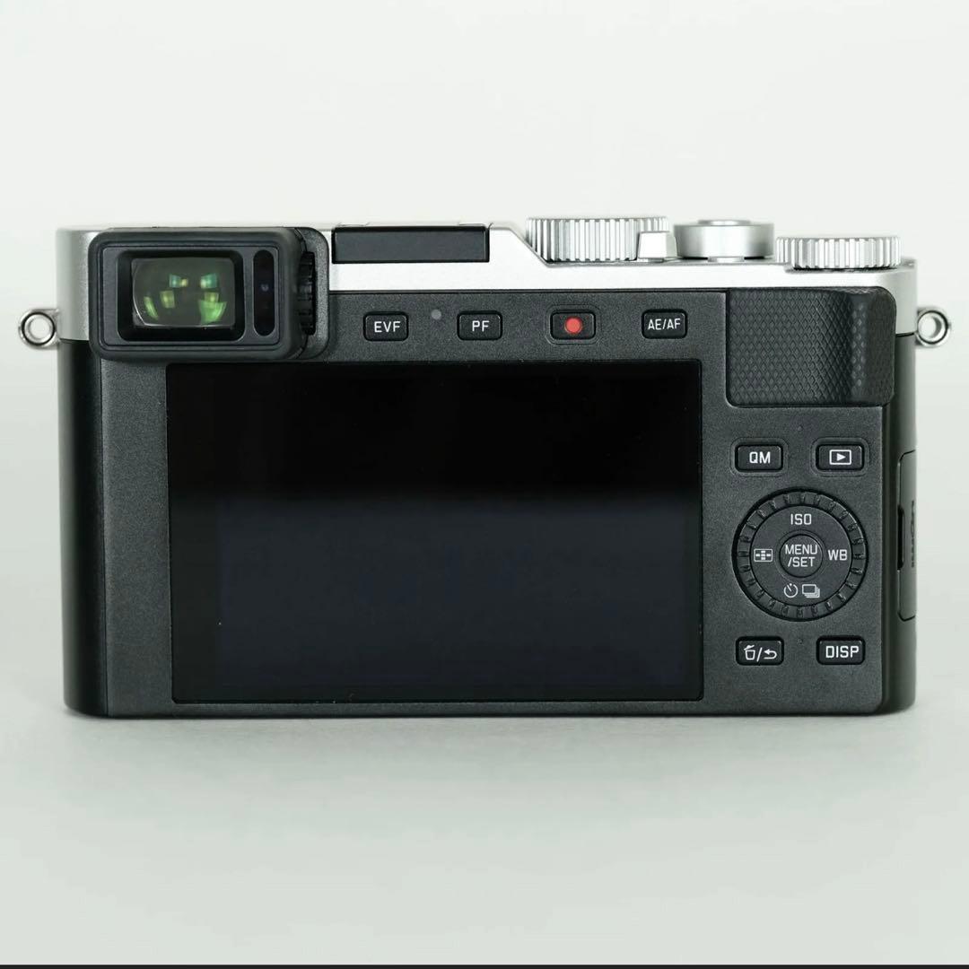 LEICA D-LUX7 シルバー / コンパクトデジタルカメラ