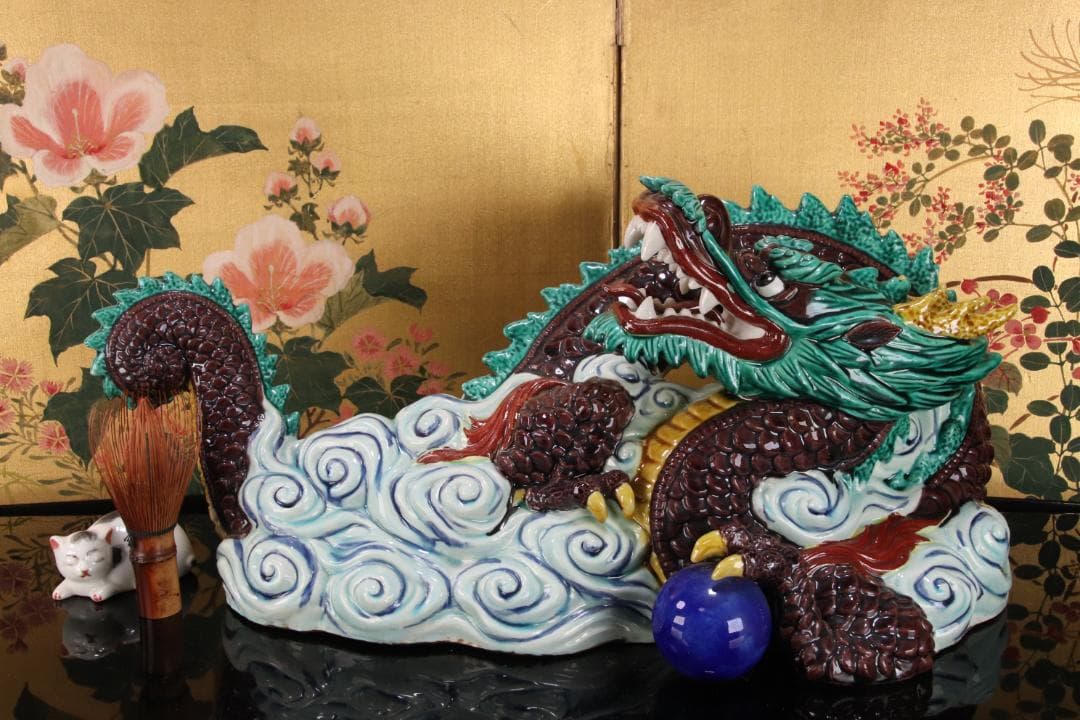 九谷焼　太吉　糠川清章　雲龍　干支 竜　置物 飾物 床飾り BE786
