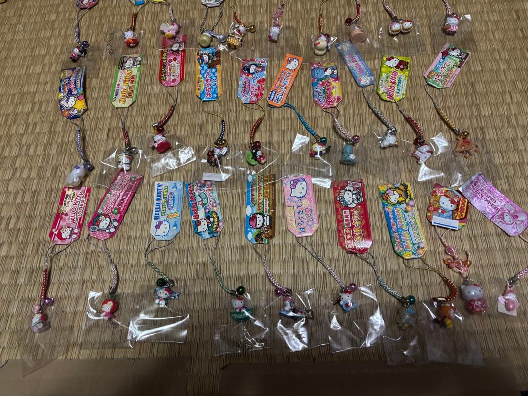 ハローキティ 根付け ぬいぐるみ79点セット売り