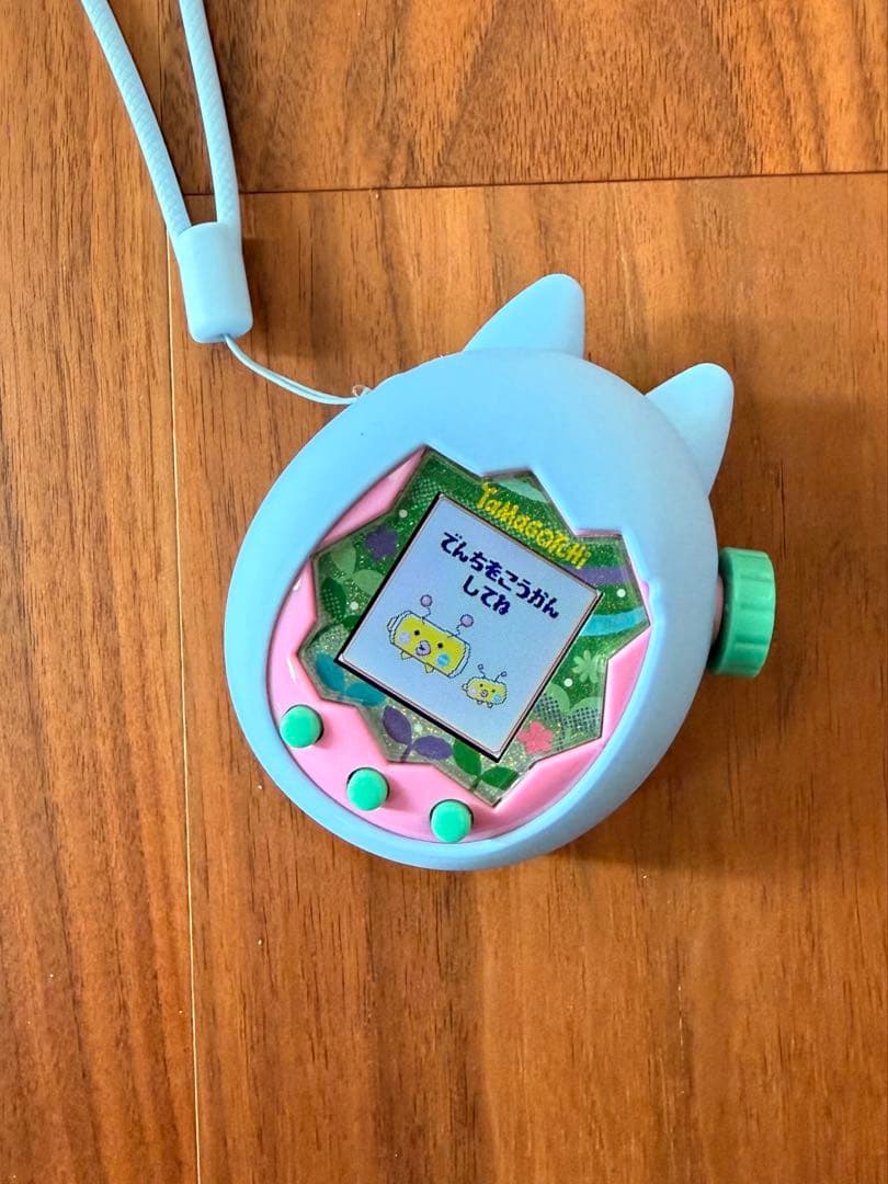 [美品 保護フィルム、ケース付き]たまごっちパラダイス Pink Land