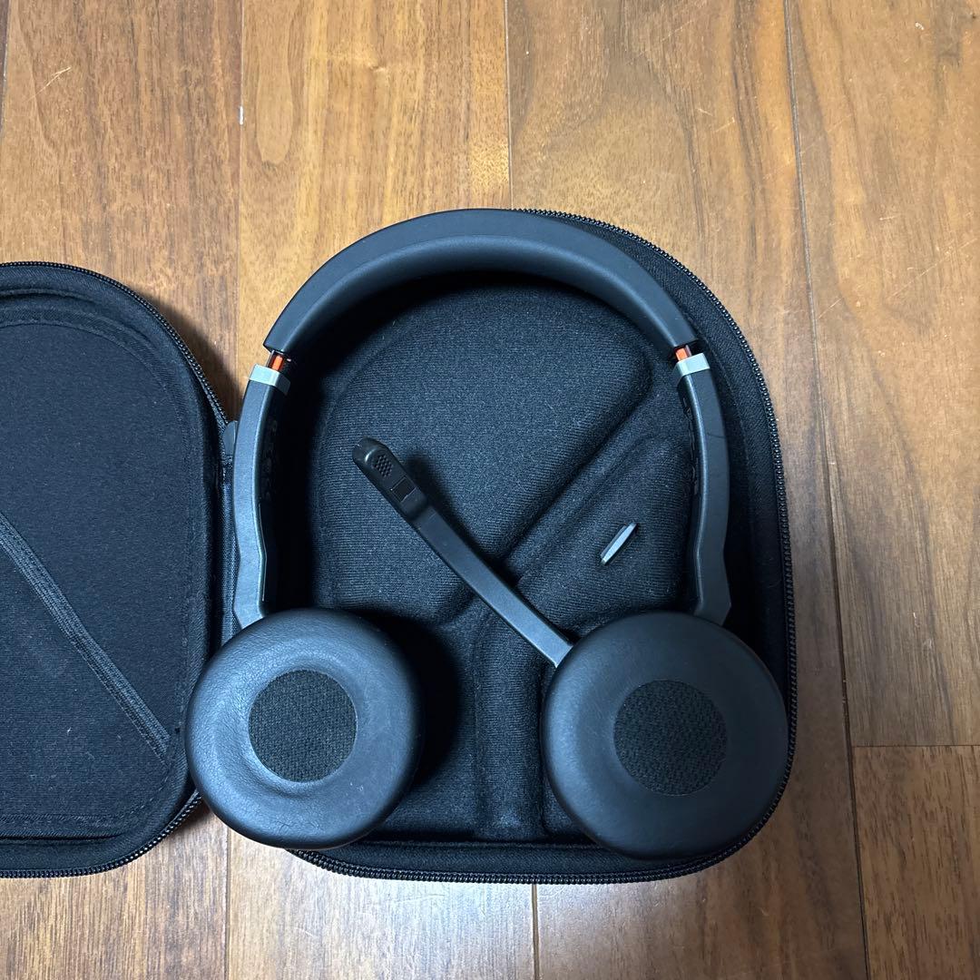 Jabra ワイヤレスヘッドホン 専用ケース付き