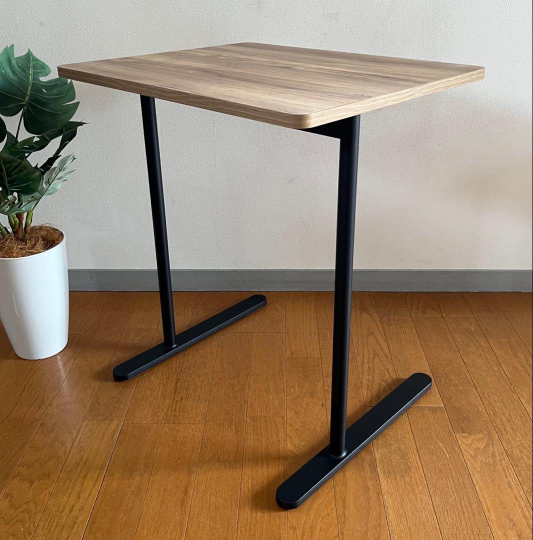 コクヨ　サイドテーブル　8.8万　デスク　シンプルモダン　グッドデザイン賞　北欧