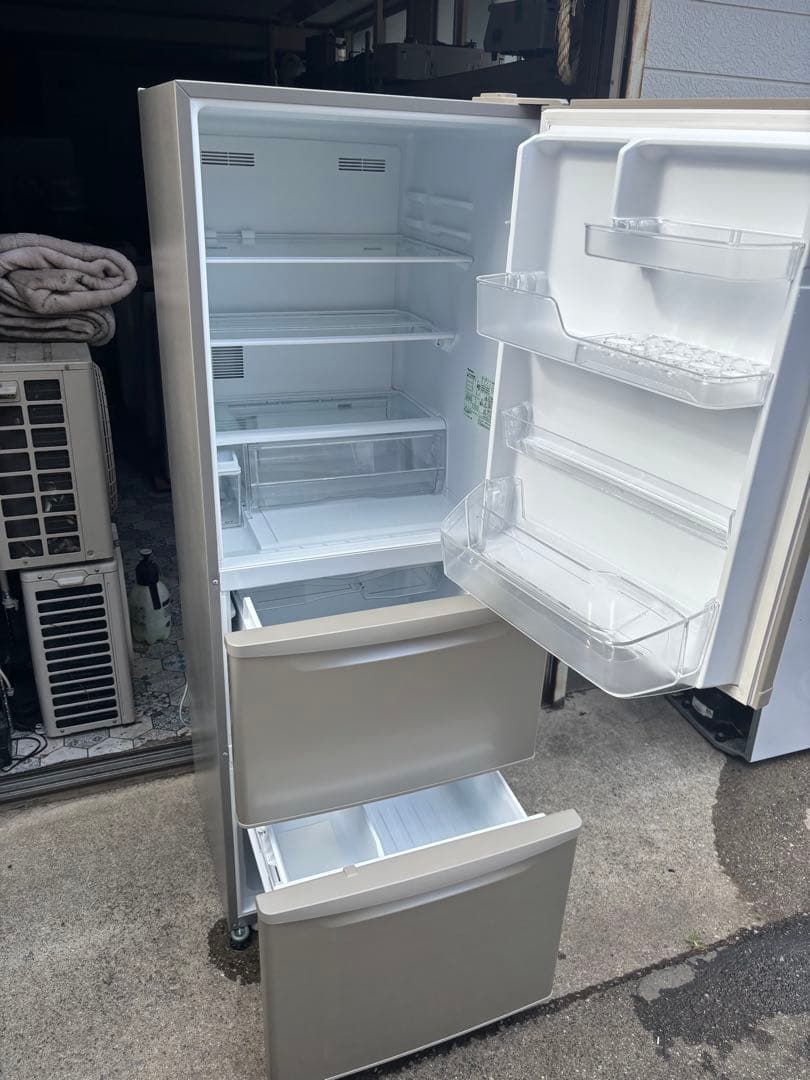 2023年　Panasonic 冷蔵庫 3ドア