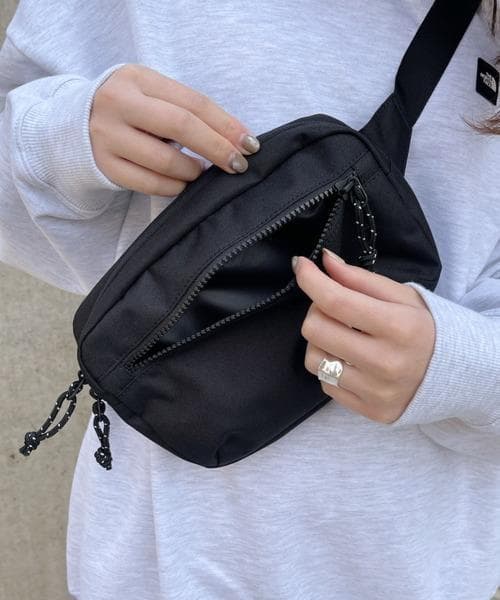 完売！ノースフェイス　SUPER SLING　ショルダーバッグ　クロスバッグ　黒