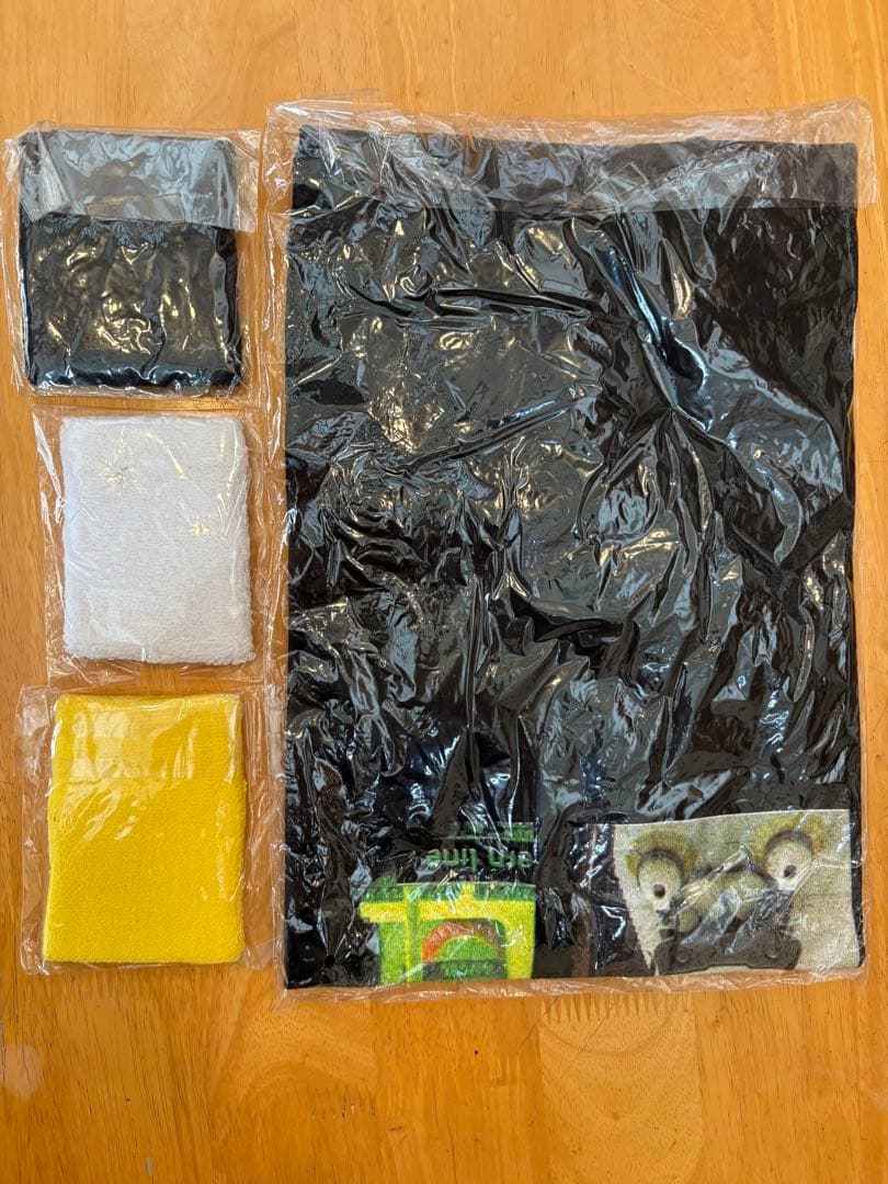 未開封品 ハイロウズ Tシャツ リストバンド（3種）