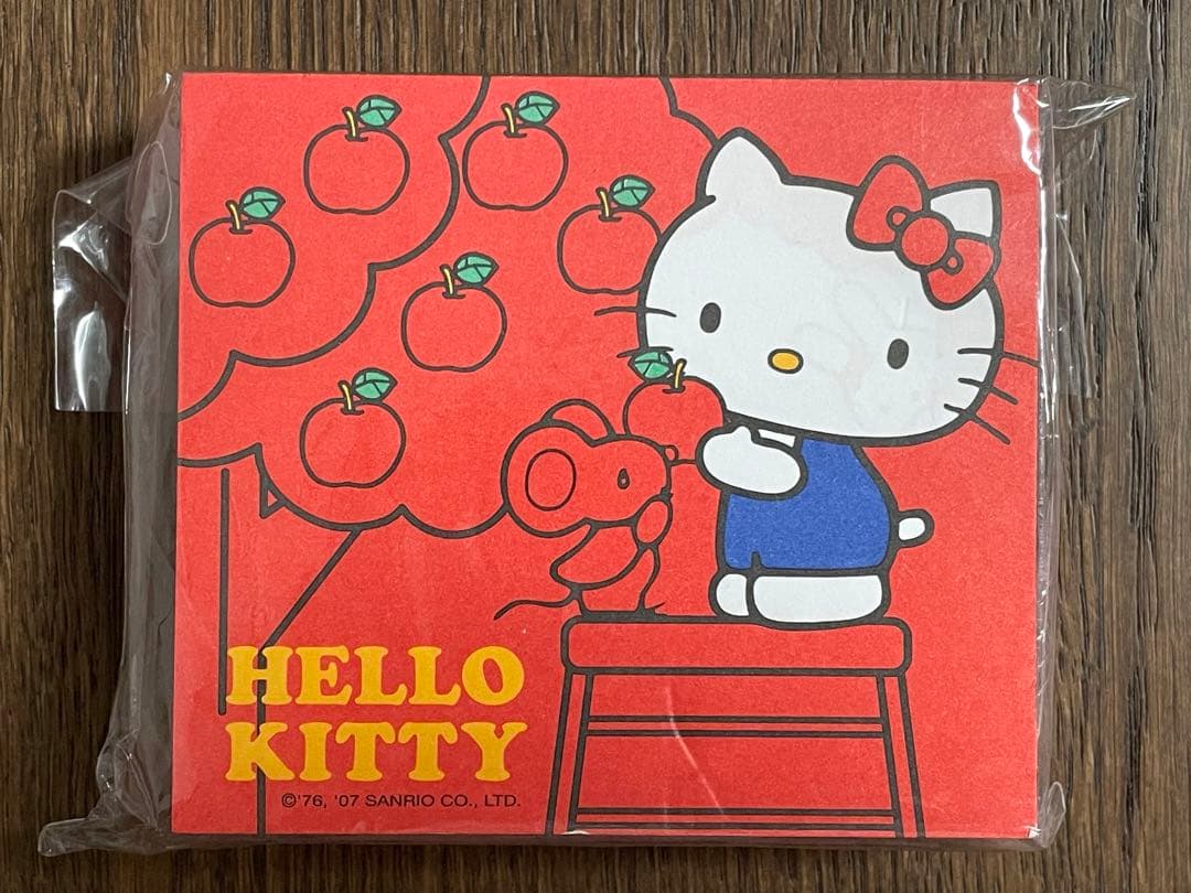 レア♡サンリオ♡キティ 海外限定 りんご ブロックメモ 2007年