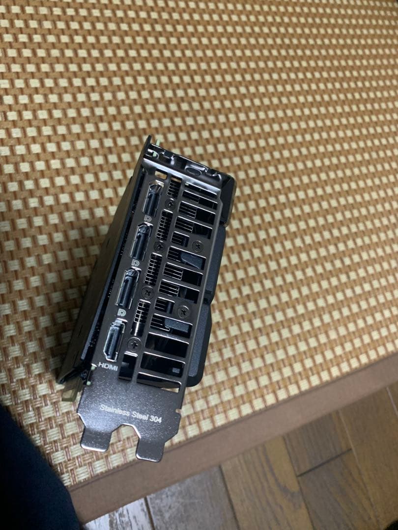 ASUS デュアルファン グラフィックボード