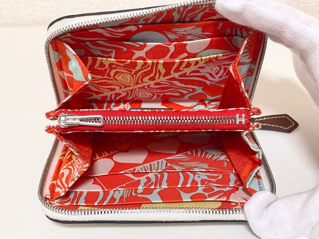 【早い者勝ち！】HERMES アザップ シルクインコンパクト ニューホワイト