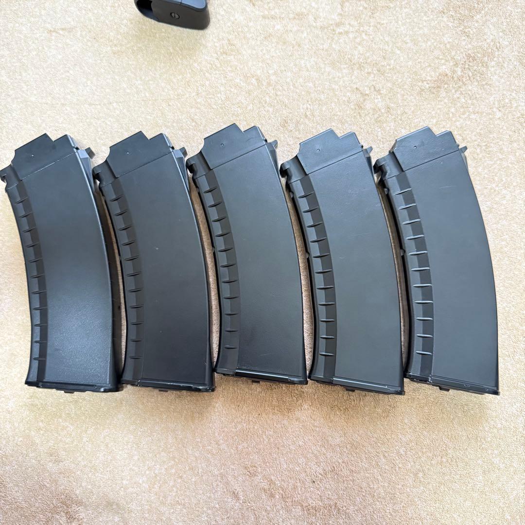 東京マルイ次世代電動ガンAK-47バッテリー・マガジン付き