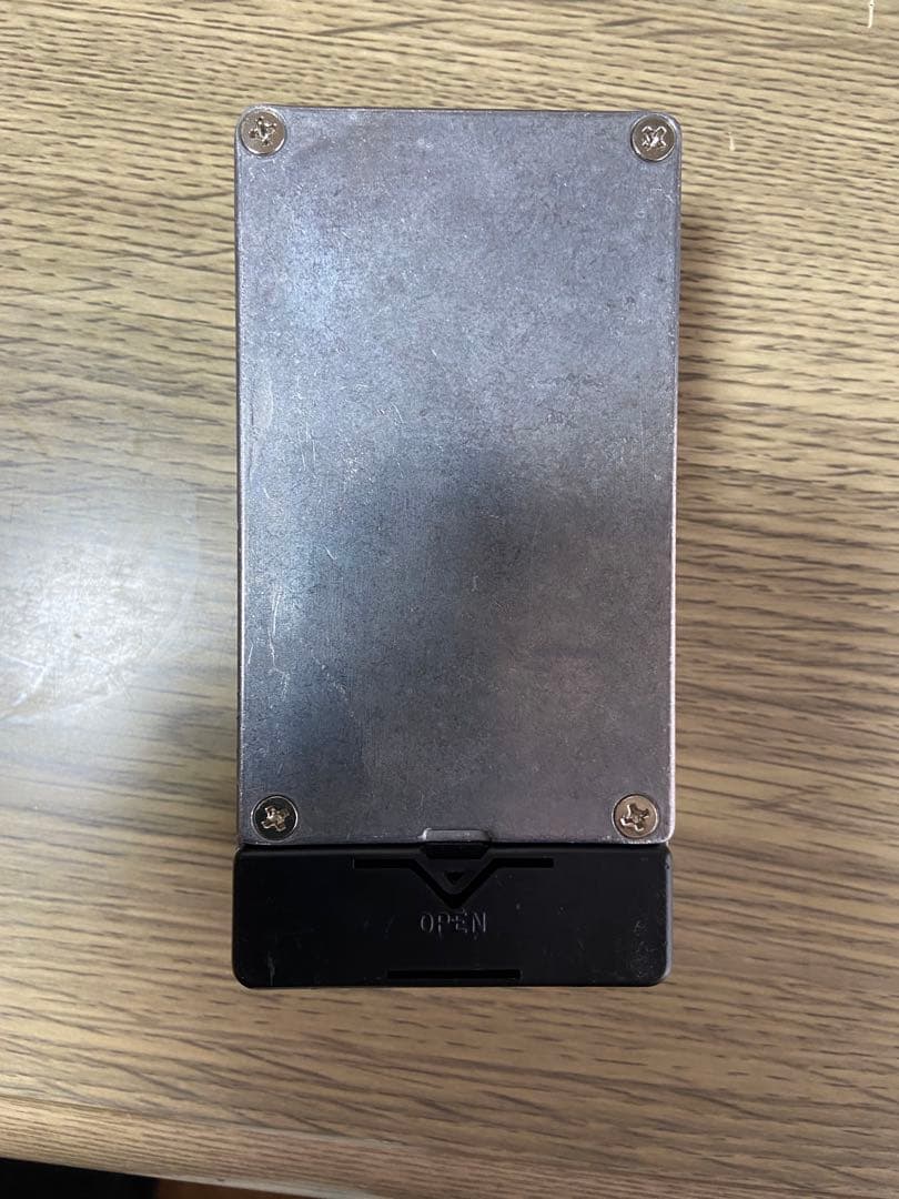 エングレーブ模様 ギターエフェクターケース