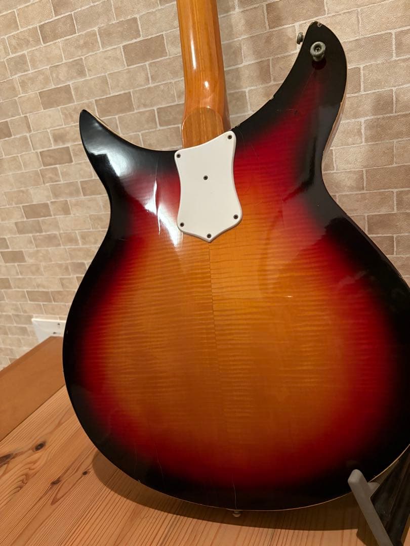 Guyatoneサンバースト セミアコースティックギター　ＳＧ-４２Ｔ