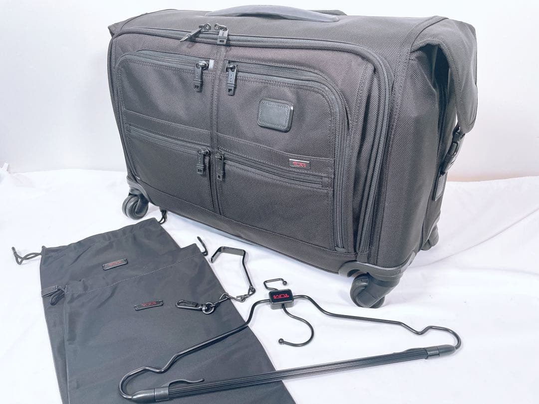 【良品】 TUMI トゥミ ガーメントキャリー 4ウィール 22038D2