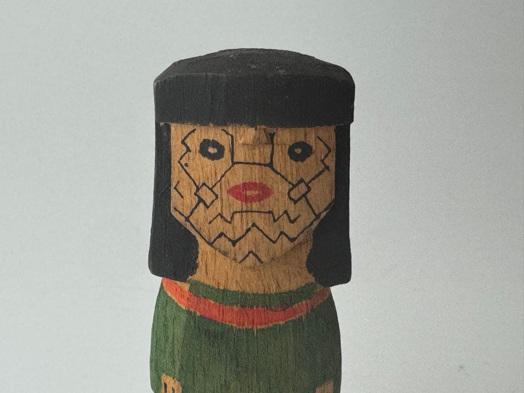 シピボ族 南米 ペルー アマゾン 木彫人形 フォークアート 民藝 アンティーク