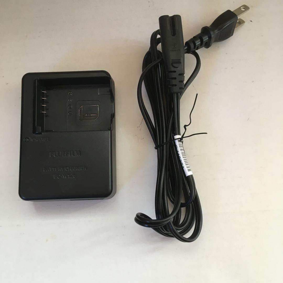 〜11/3価格　FUJIFILM X-E3 シルバーボディ