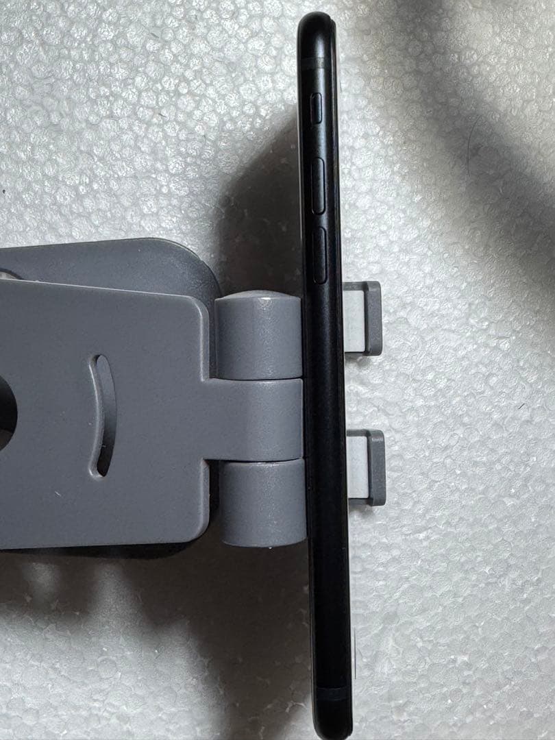 iPhone SE 第3世代 128GB ミッドナイトSIMフリー