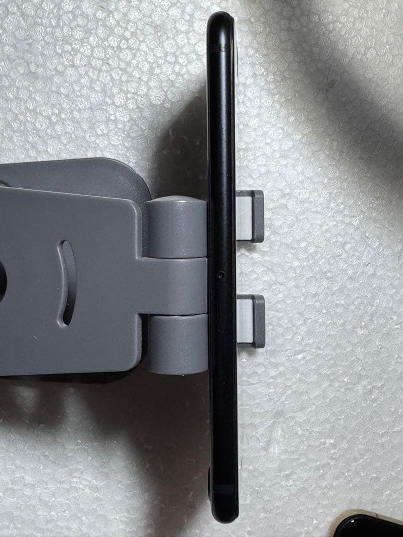 iPhone SE 第3世代 128GB ミッドナイトSIMフリー