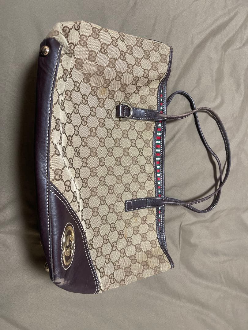 Gucci GGキャンバストートバッグ