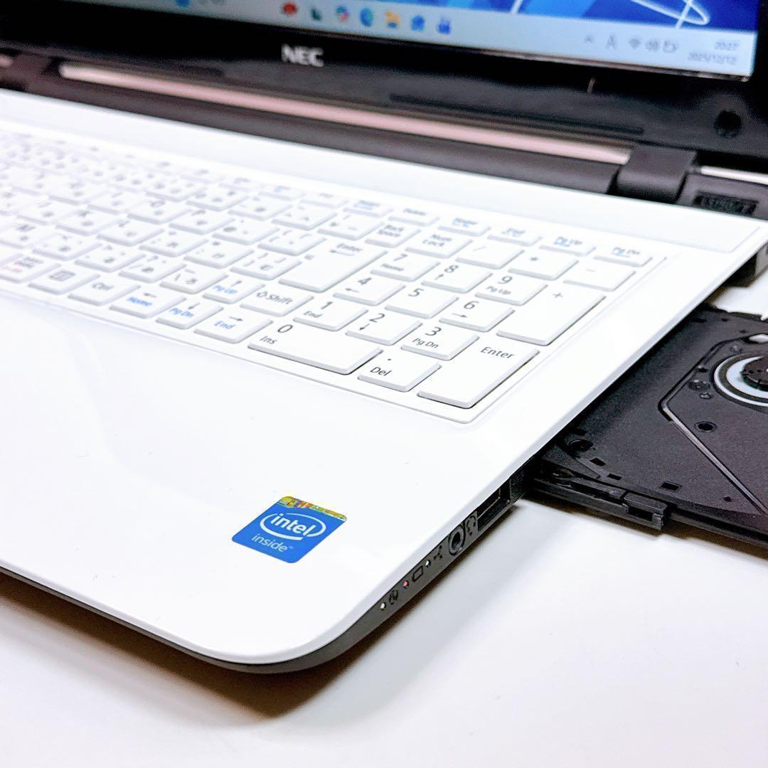 新品爆速SSD✨ノートパソコン✨windows11✨カメラ✨オフィス✨薄型✨白