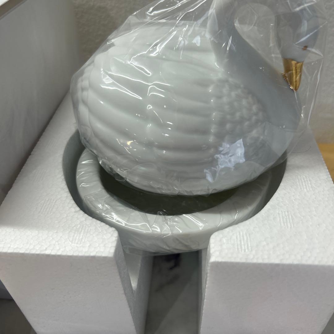 新品 Ladurée リミテッドエディションチーク　ブラシ付き