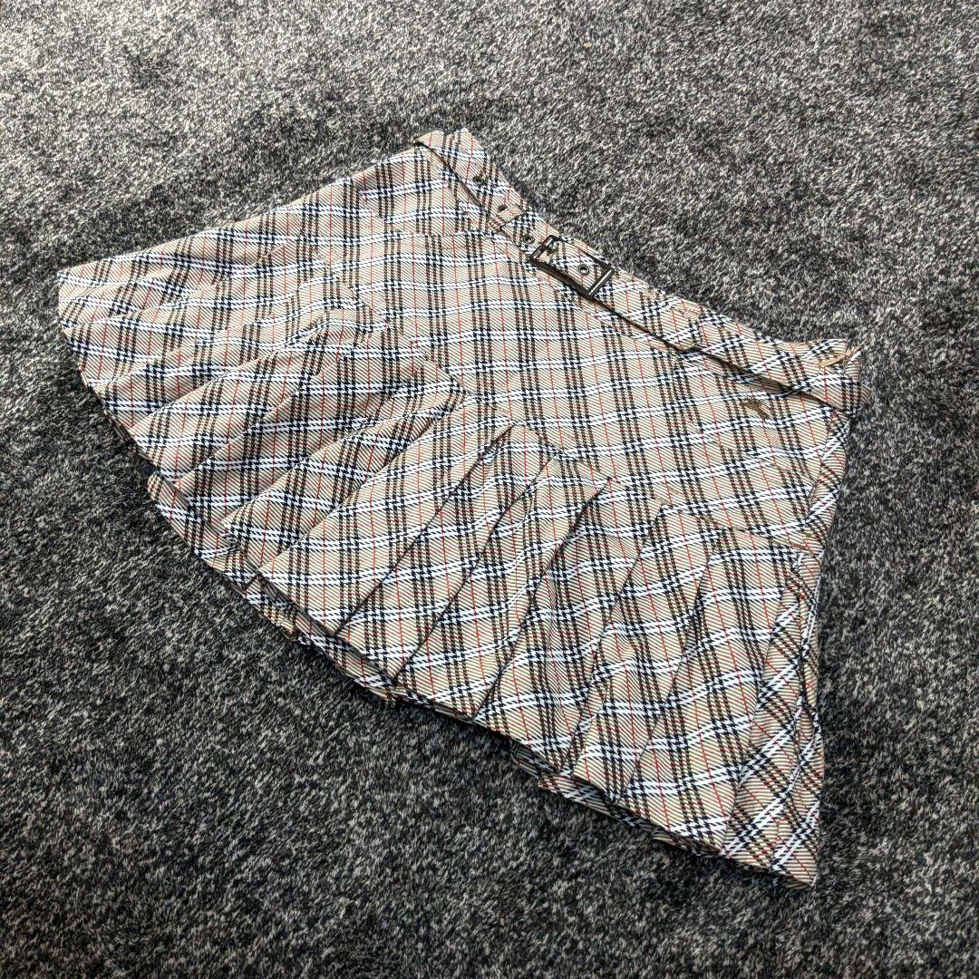 バーバリー　ノバチェック　キュロット　プリーツミニスカート　ベルト　ホース刺繍