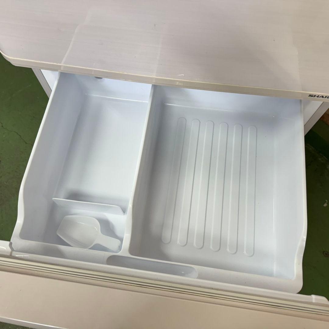 328 大人気モデル　大型冷蔵庫　SHARP　どっちもドア　自動製氷機　格安