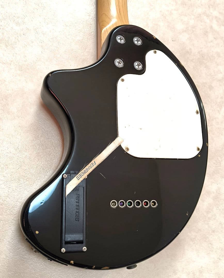 【美品】ZO-3 ブラック アンプ内蔵ミニギター ヘッドフォン端子付 ぞうさん