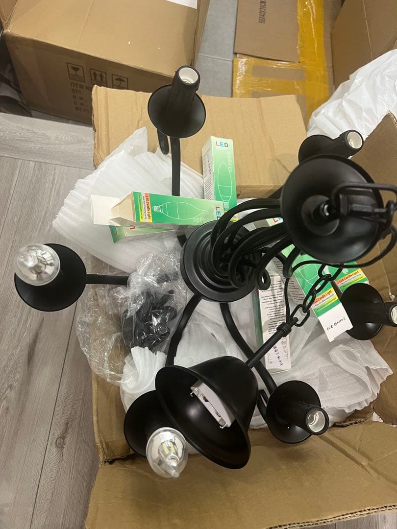 ブラック 6灯シャンデリア