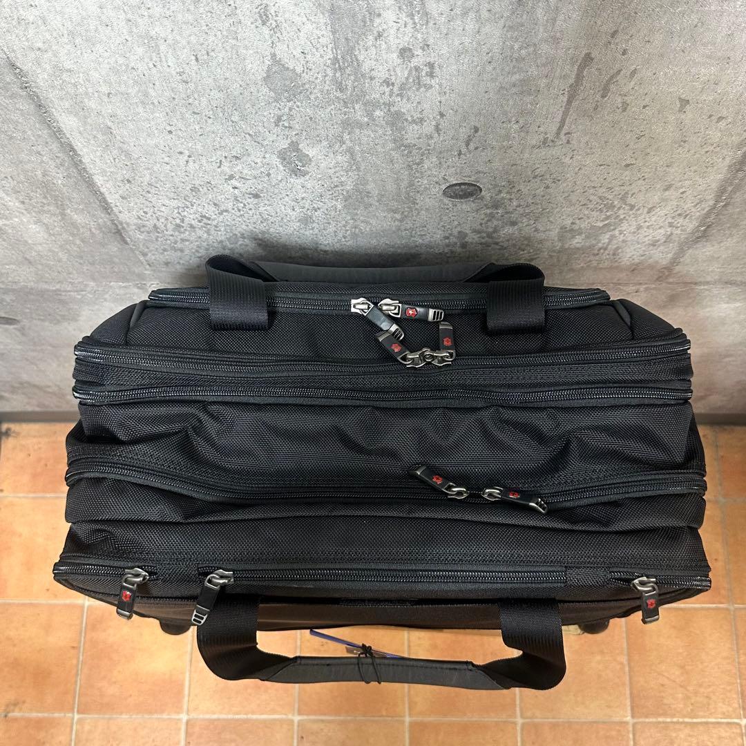★スイス軍★ビクトリノックス　ワークストラベラー2.0 軽量キャリーバッグ