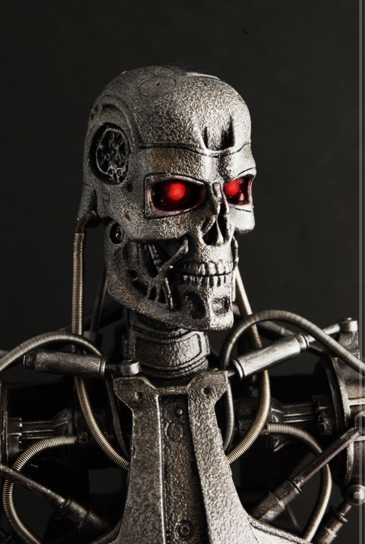 ムービー•マスターピース『ターミネーター４』T-700　MM094　1/6