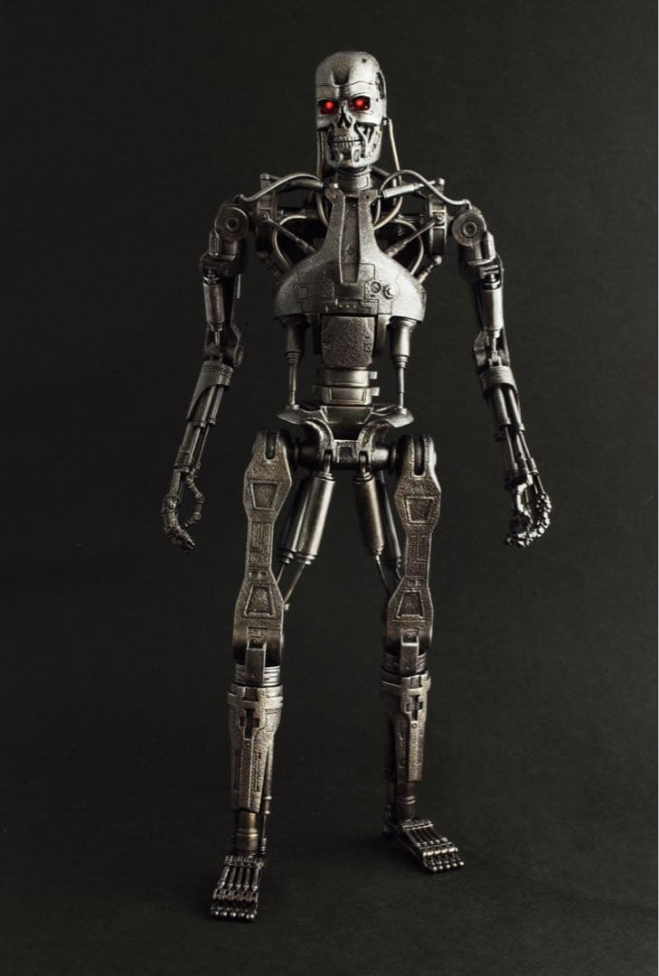 ムービー•マスターピース『ターミネーター４』T-700　MM094　1/6