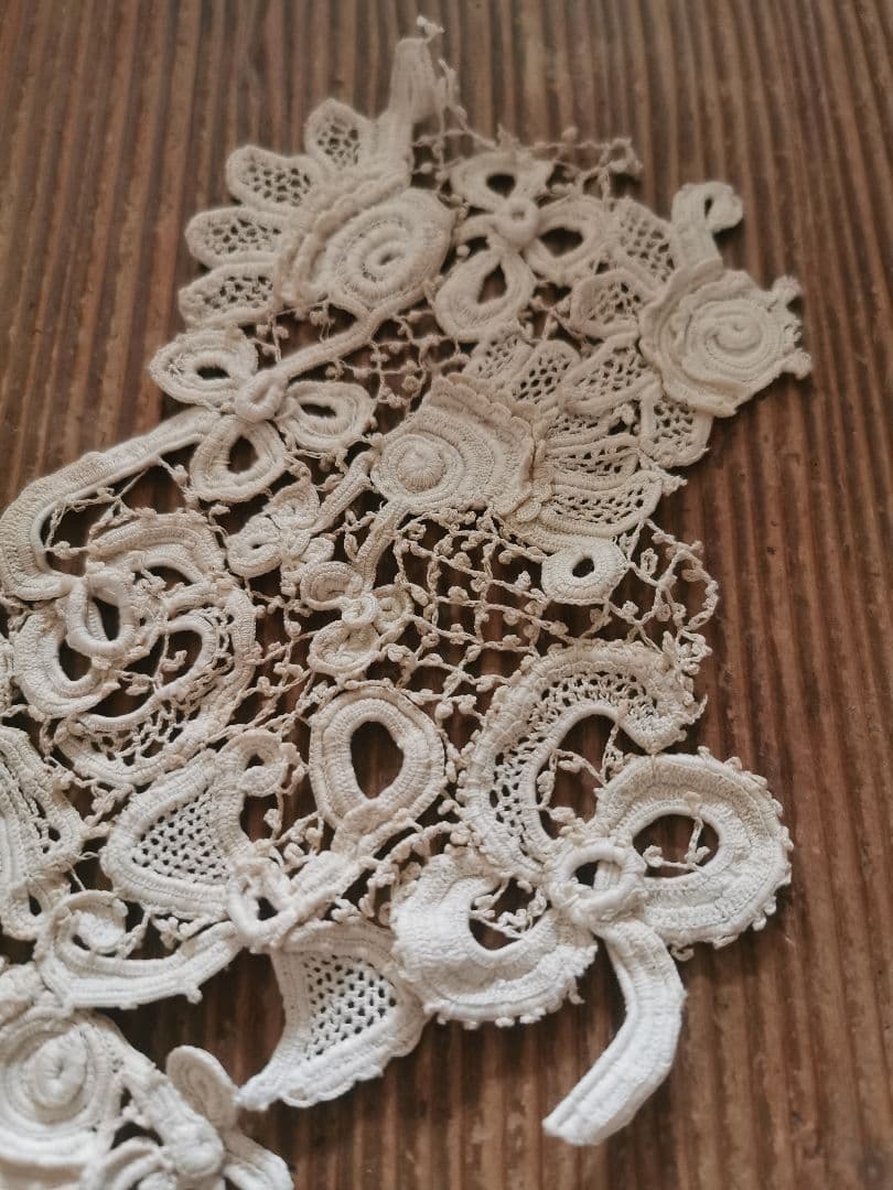 アンティーク アイリッシュクロシェレース 多層パンジー向日葵三つ葉 手編ドイリー