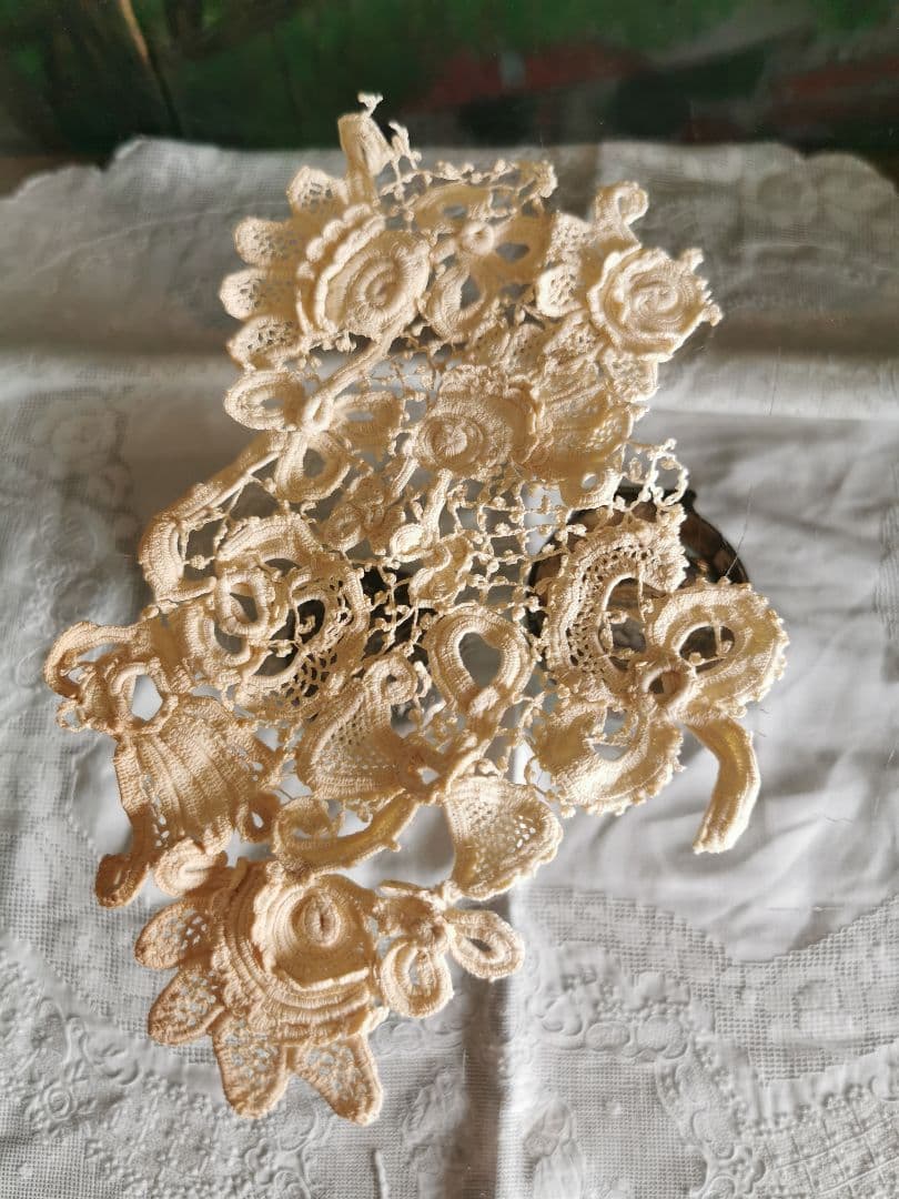 アンティーク アイリッシュクロシェレース 多層パンジー向日葵三つ葉 手編ドイリー